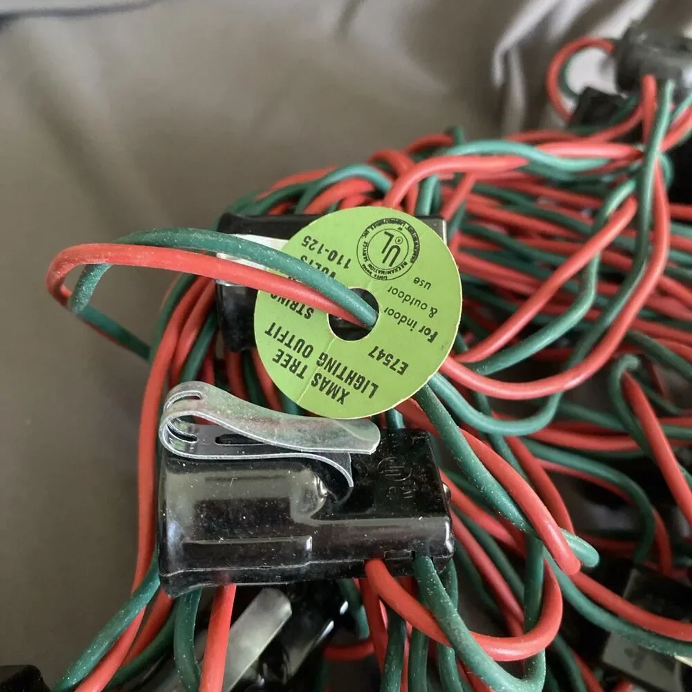 Vintage Christmas NOMA LITES 2 Wire Light Strand Clip On C-9 NICE BOX